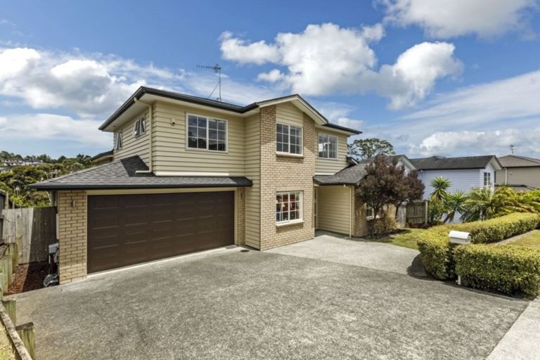 Photo of property in 64 Laurel Oak Drive, Schnapper Rock, Auckland, 0632