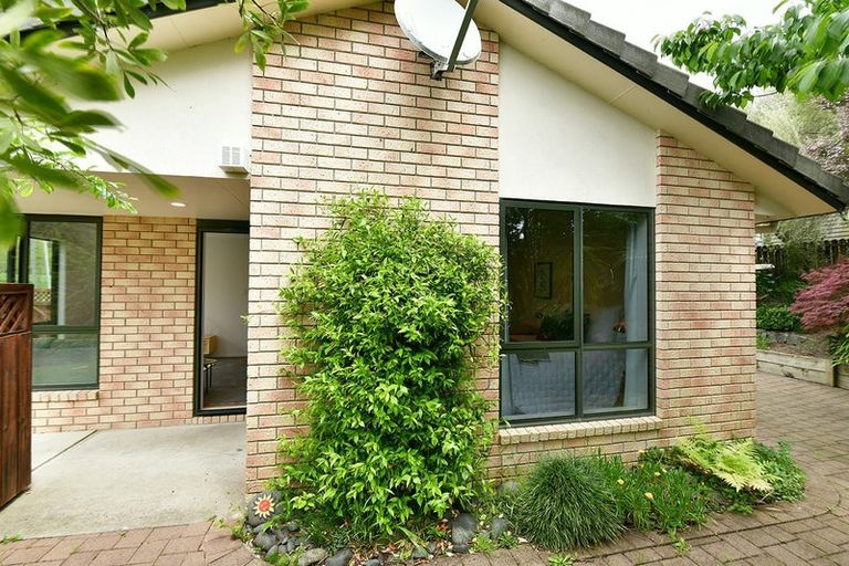 Photo of property in 30 Cabeleigh Drive, Helensville, 0800