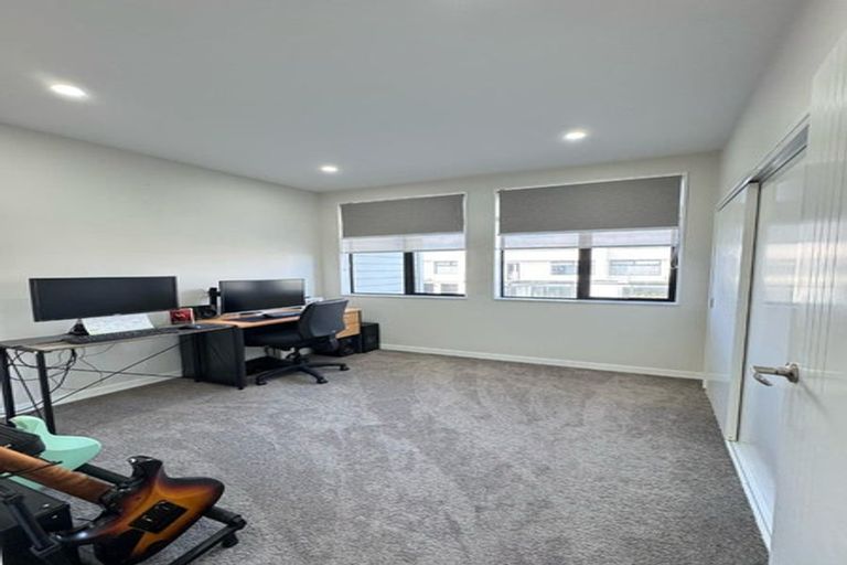 Photo of property in 22 Moho Lane, Takanini, 2112