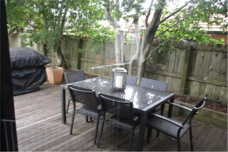 Photo of property in 12a Gibson Road, Tuakau, 2121