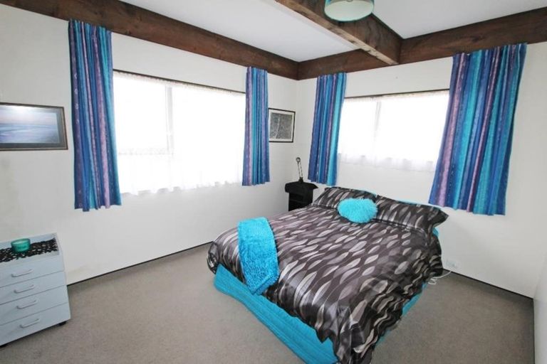 Photo of property in 44 Tireti Road, Titahi Bay, Porirua, 5022