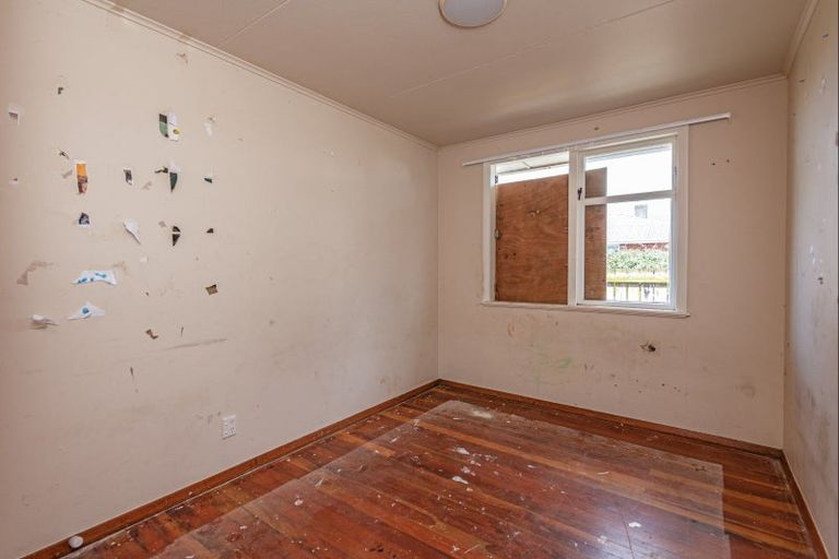 Photo of property in 21 Coventry Street, Highbury, Palmerston North, 4412