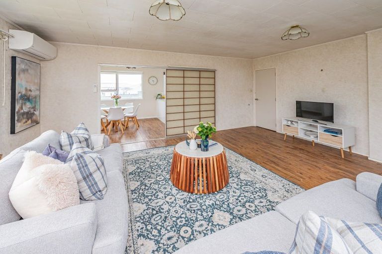 Photo of property in 25 Carson Street, Castlecliff, Whanganui, 4501