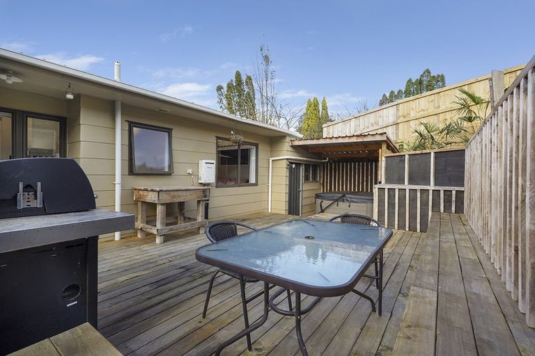 Photo of property in 432a Kahikatea Drive, Dinsdale, Hamilton, 3204