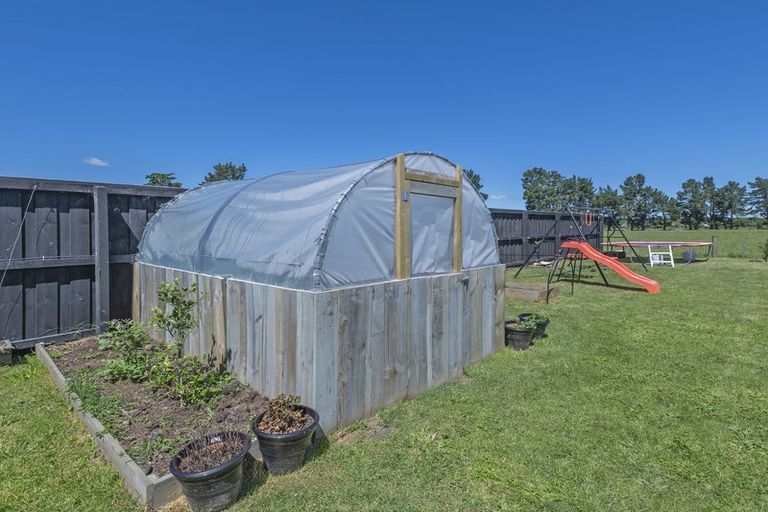 Photo of property in 13 Huntaway Lane, Dunsandel, 7682