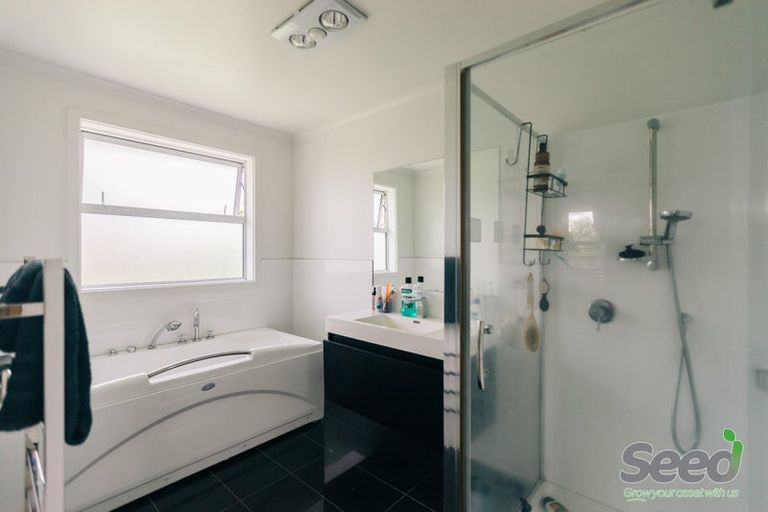 Photo of property in 13 Allgood Place, Rototuna North, Hamilton, 3210