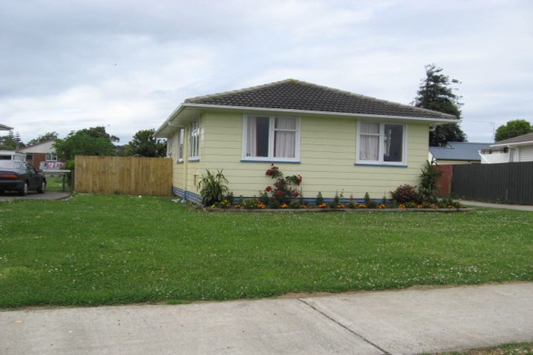 Photo of property in 19 Solent Street, Mangere, Auckland, 2022