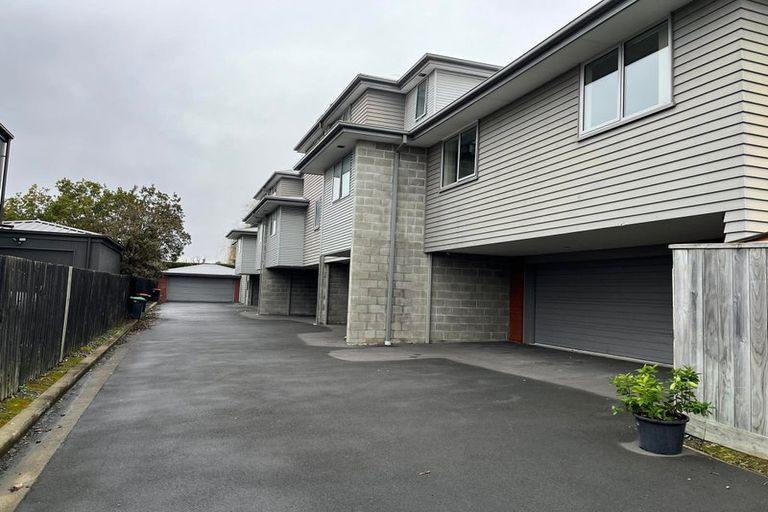 Photo of property in 172f Edgeware Road, Edgeware, Christchurch, 8013