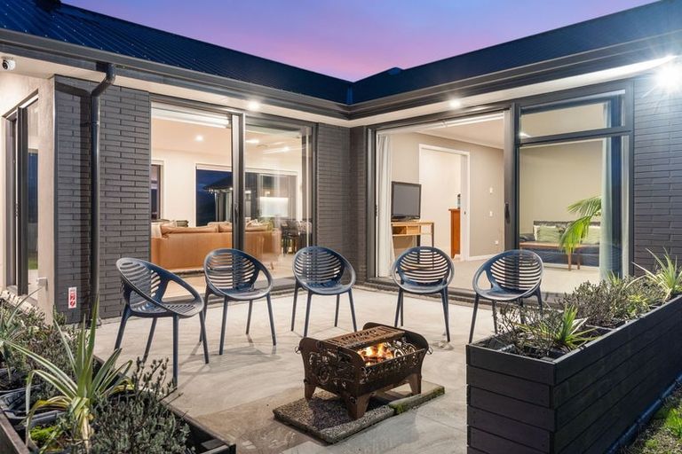 Photo of property in 24c Gawler Street, Te Horo Beach, Otaki, 5581