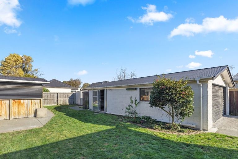 Photo of property in 36 Colesbury Street, Bishopdale, Christchurch, 8053