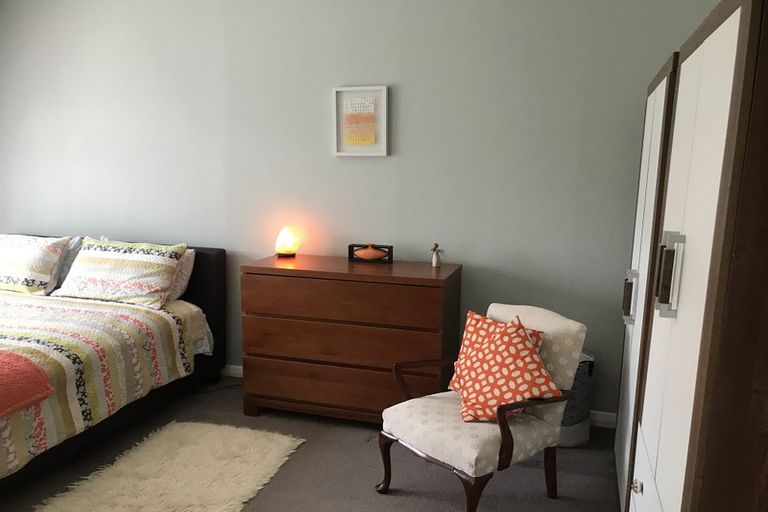 Photo of property in 23 Resolution Street, Lyall Bay, Wellington, 6022