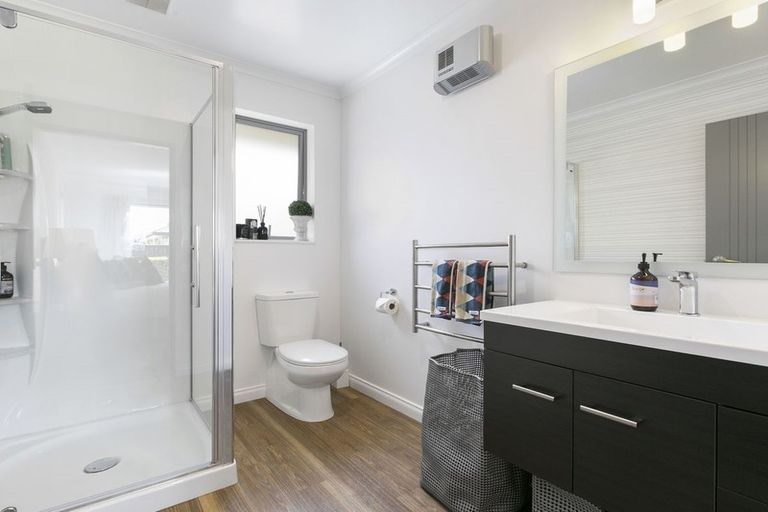 Photo of property in 6 Hagart-alexander Drive, Mosgiel, 9024