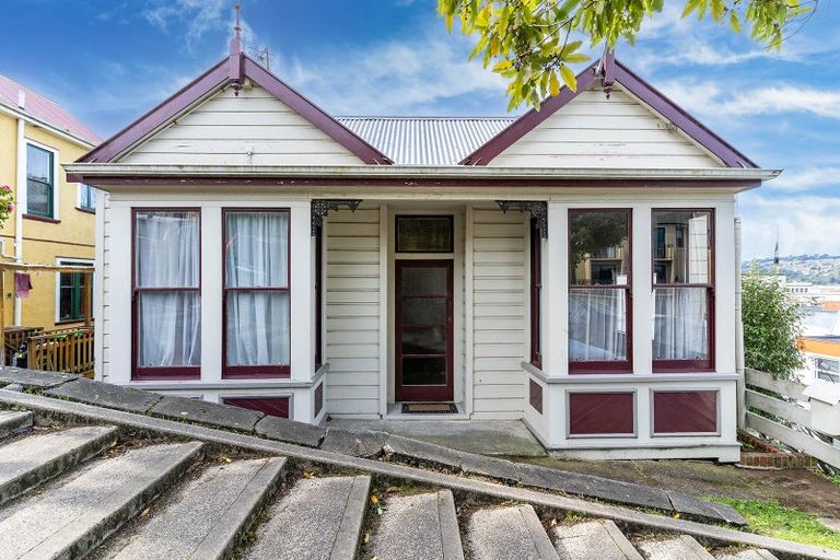 Photo of property in 1 Haddon Place, Dunedin Central, Dunedin, 9016