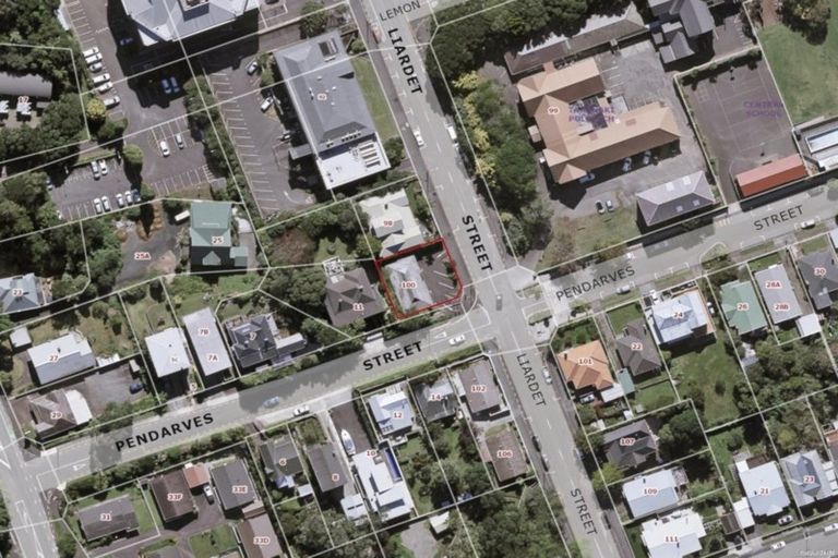 Photo of property in 100 Liardet Street, New Plymouth, 4310