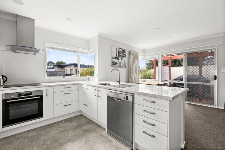 Photo of property in 2a Cassino Crescent, Onekawa, Napier, 4110