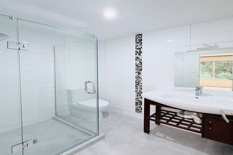 Photo of property in 152 Weatherly Road, Torbay, Auckland, 0630