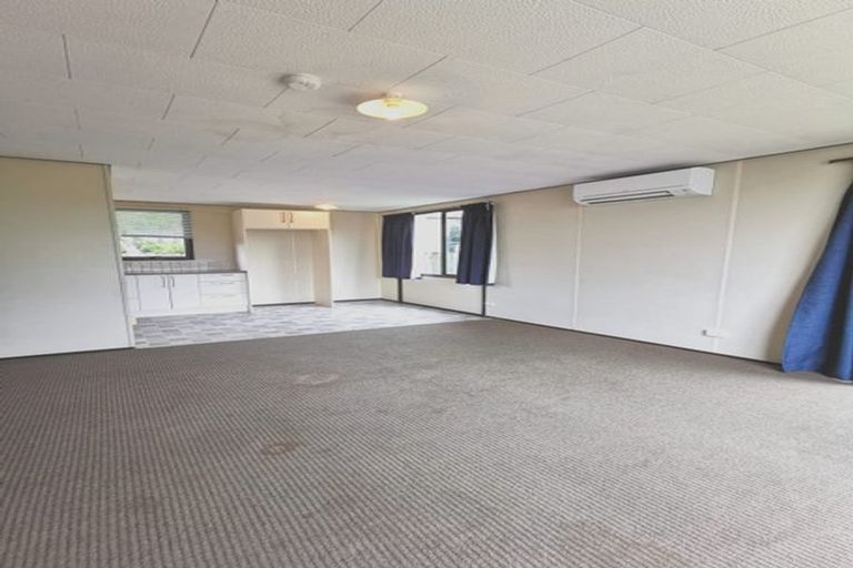 Photo of property in 79a/1 Colwill Road, Massey, Auckland, 0614