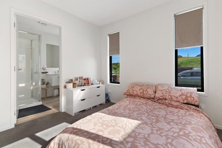 Photo of property in 64 Muster Road, Jacks Point, 9371