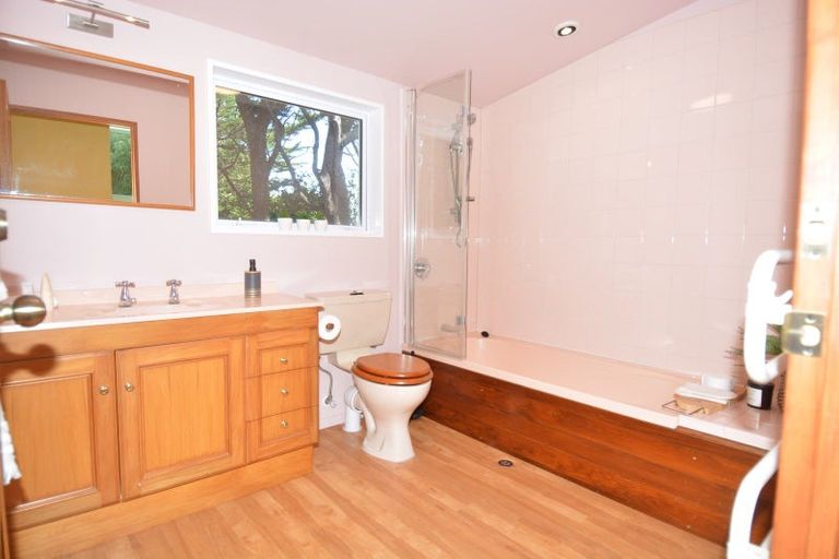 Photo of property in 33 Rakiura Parade, Otatara, Invercargill, 9879
