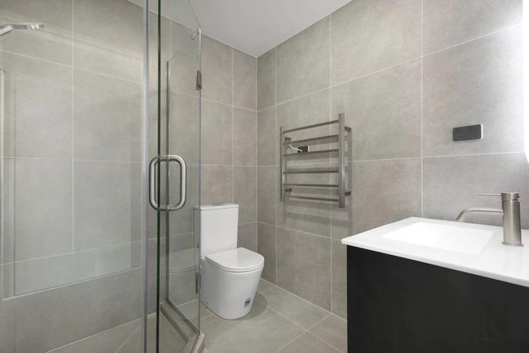 Photo of property in 4/399 Massey Road, Mangere East, Auckland, 2024