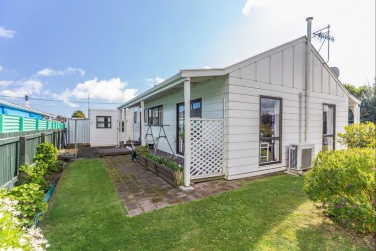 Photo of property in 48a George Street, Levin, 5510