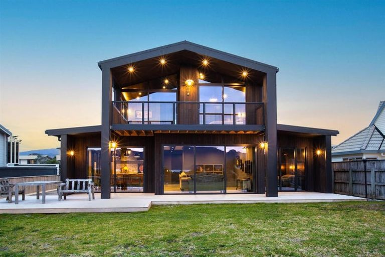 Photo of property in 123 Manly Street, Paraparaumu Beach, Paraparaumu, 5032