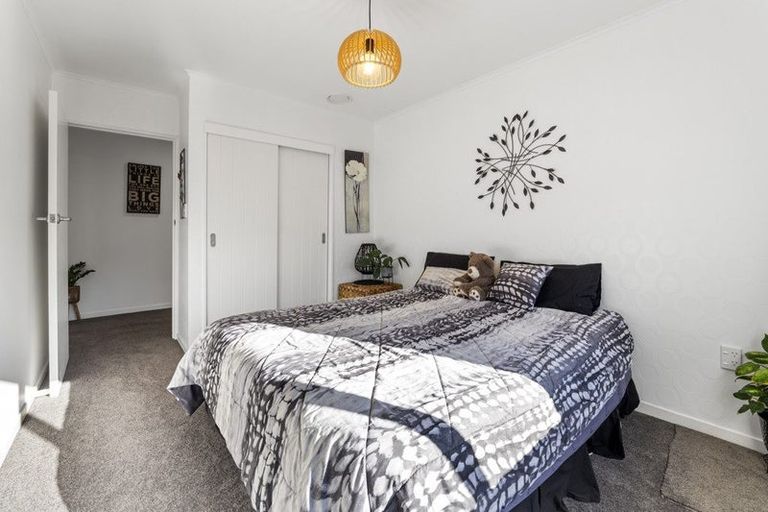 Photo of property in 20 Patterson Road, Hurworth, New Plymouth, 4371