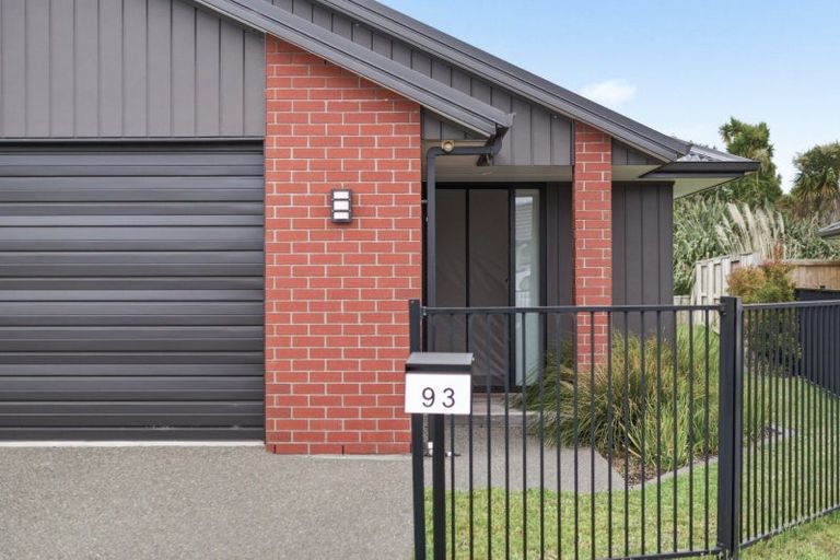 Photo of property in 93 Hills View Drive, Papamoa, 3118