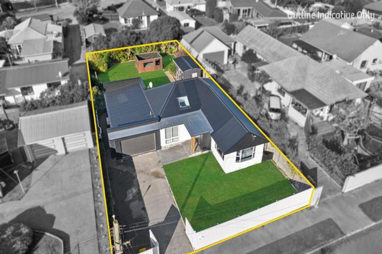 Photo of property in 28 Carlsen Street, Burwood, Christchurch, 8083