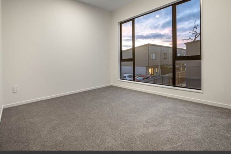 Photo of property in 3/36 Edmonton Road, Henderson, Auckland, 0612