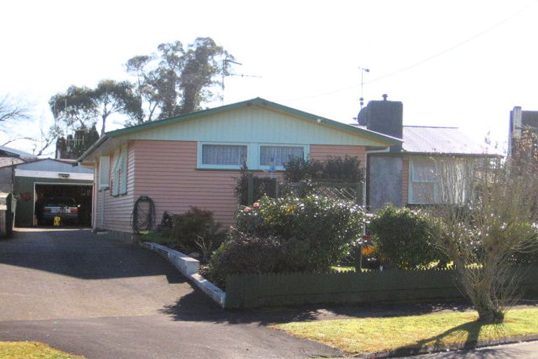 Photo of property in 33 Te Anau Place, Glenview, Hamilton, 3206