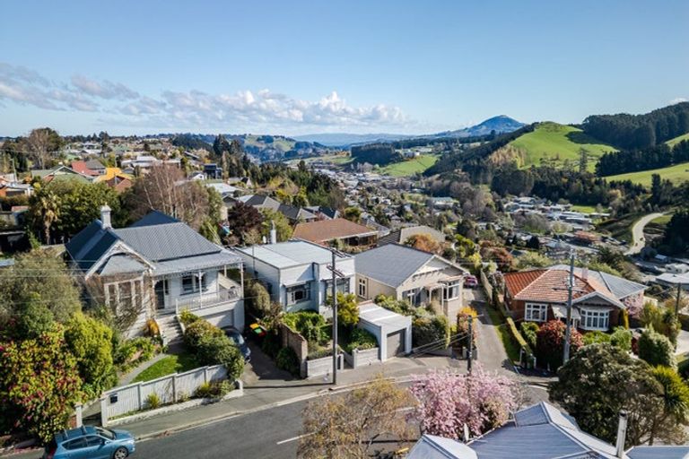 Photo of property in 15 Mataora Road, Kenmure, Dunedin, 9011