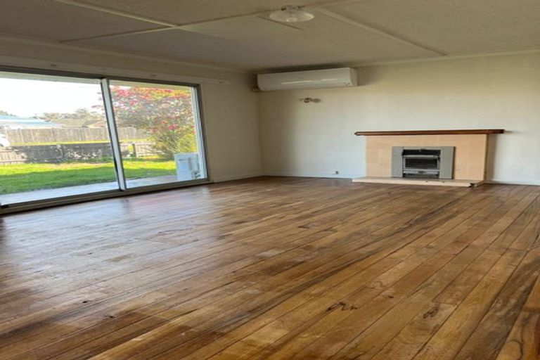 Photo of property in 73a Heathdale Crescent, Papakura, 2110