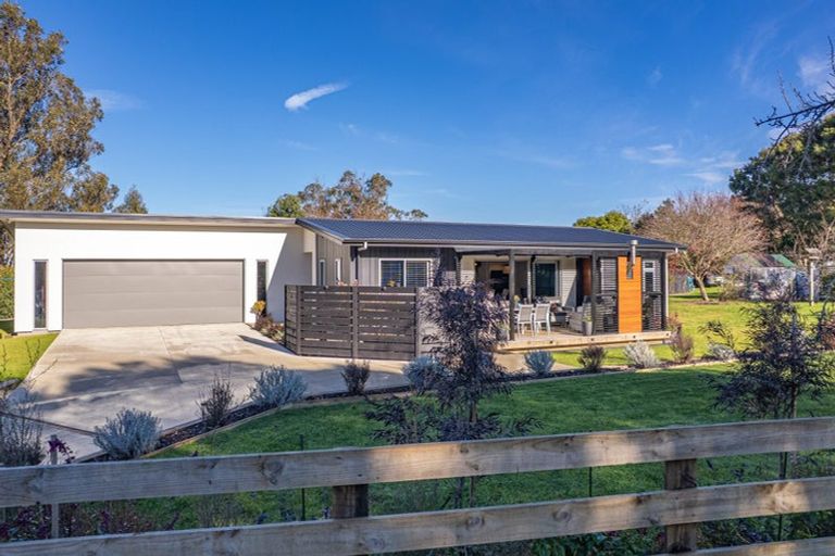 Photo of property in 3a Pickwick Road, Otamatea, Whanganui, 4571