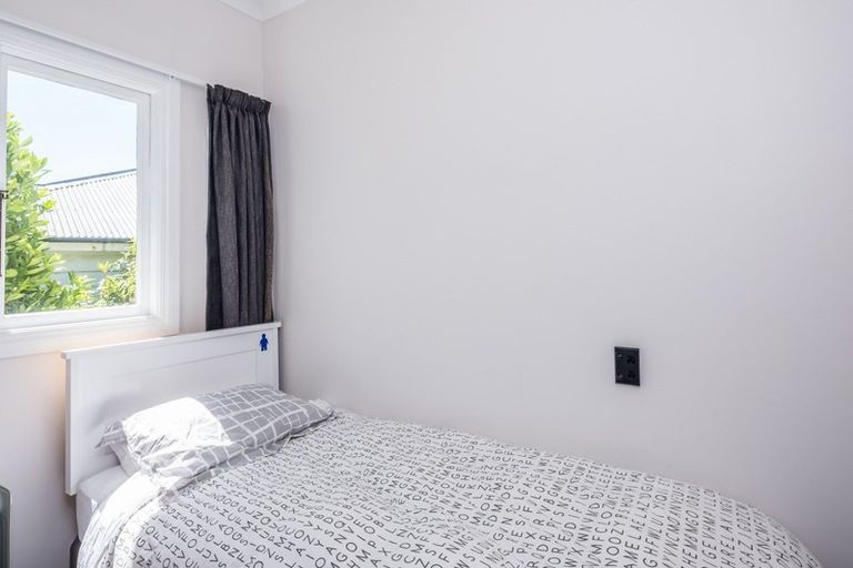 Photo of property in 1 Overtoun Terrace, Hataitai, Wellington, 6021