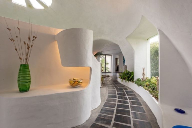 Photo of property in Solemer Beach House, 80 Paetawa Road, Peka Peka, Waikanae, 5391