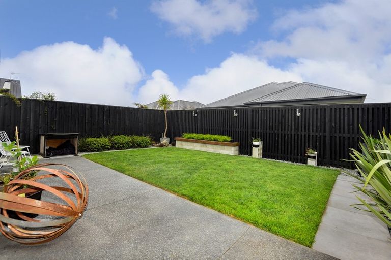 Photo of property in 105 Faringdon Boulevard, Rolleston, 7615