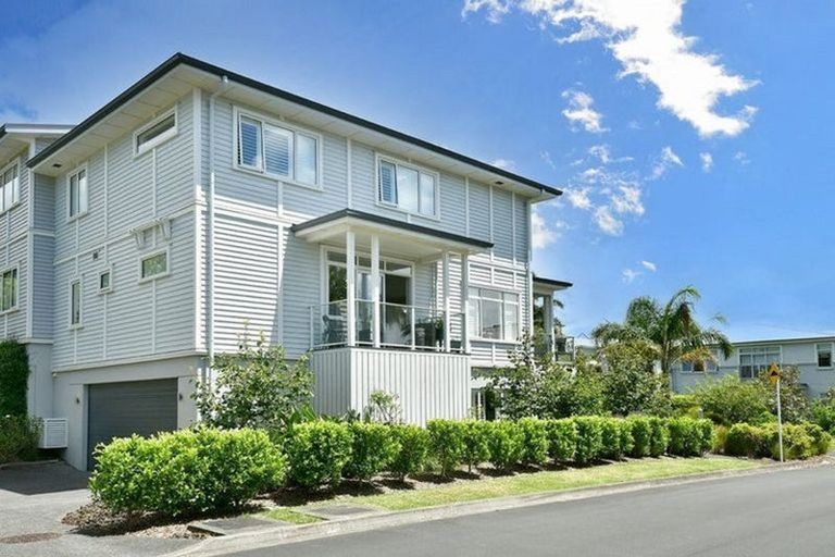 Photo of property in 37 Landmark Terrace, Orewa, 0931