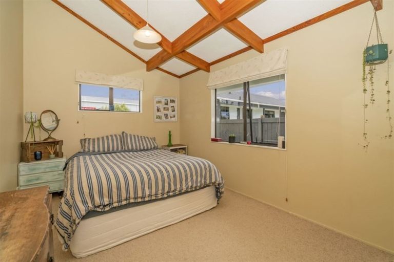 Photo of property in 10 Joan Gaskell Drive, Whitianga, 3510