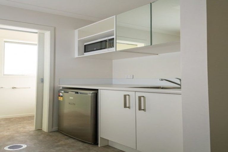 Photo of property in 31 Sandleigh Road, Hamilton Lake, Hamilton, 3204