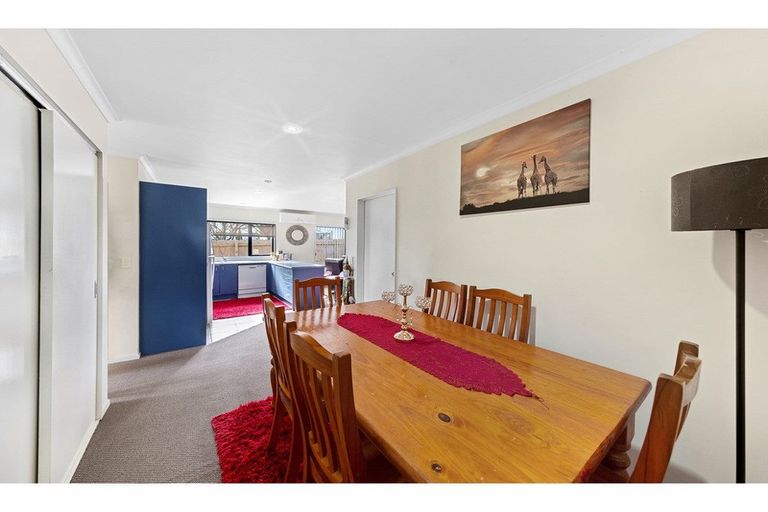 Photo of property in 4 Otago Place, Favona, Auckland, 2024