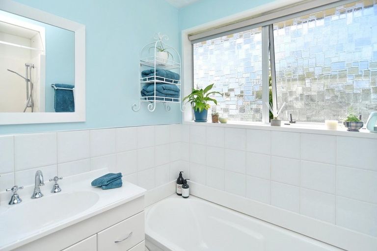 Photo of property in 27 Parkhouse Drive, Rangiora, 7400