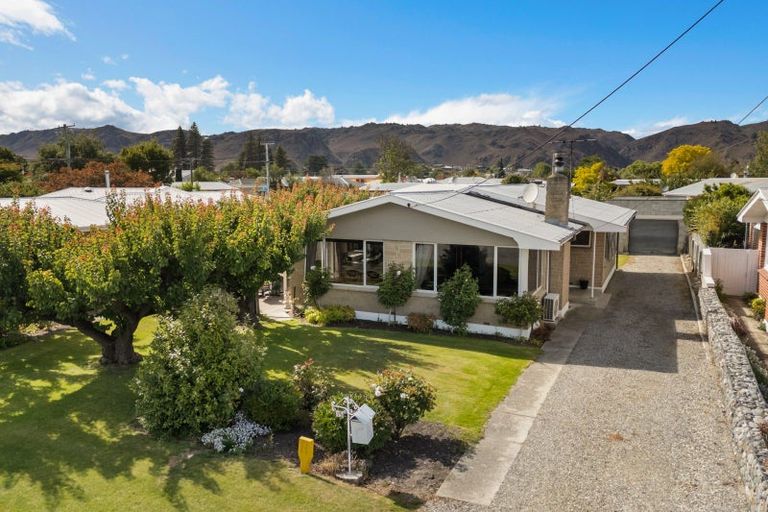 Photo of property in 15 Brandon Street, Alexandra, 9320