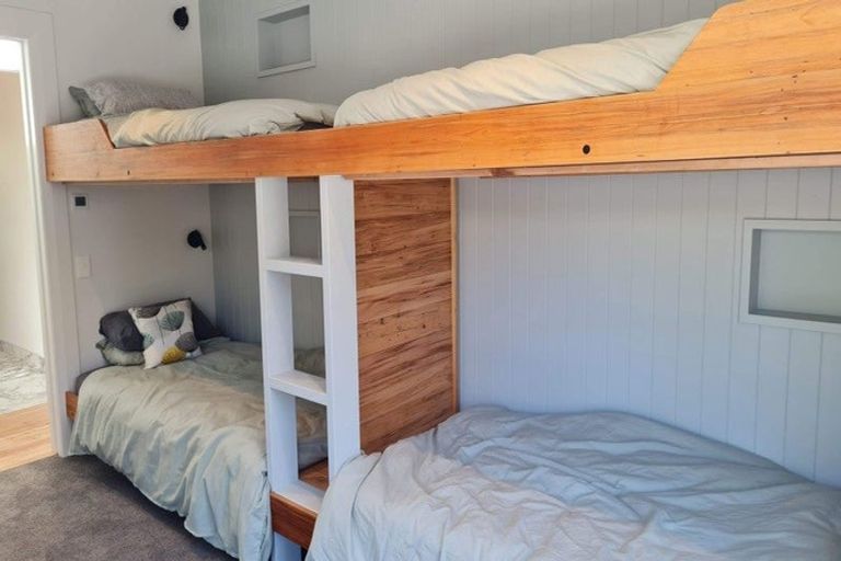 Photo of property in 13 Denbigh Street, Arrowtown, 9302