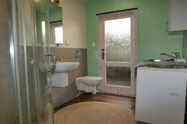 Photo of property in 42 Poplar Avenue, Raumati South, Paraparaumu, 5032