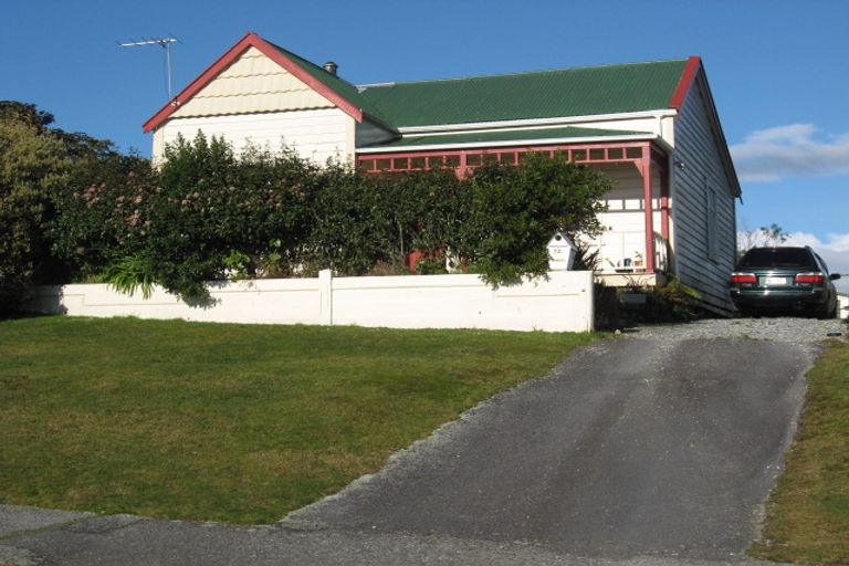 Photo of property in 72 Sale Street, Hokitika, 7810