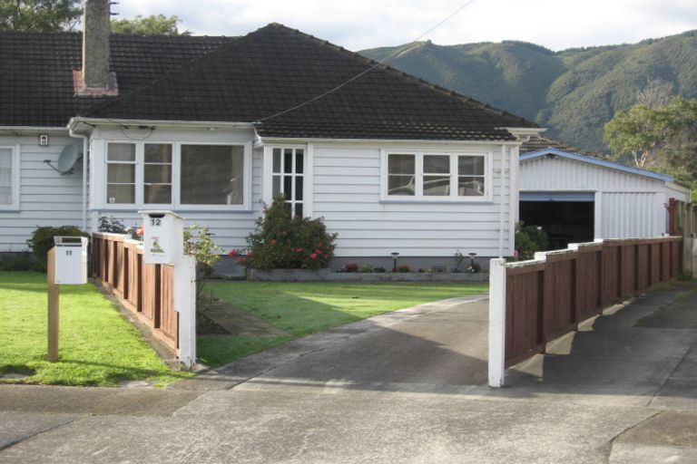 Photo of property in 12 Hodgins Grove, Naenae, Lower Hutt, 5011