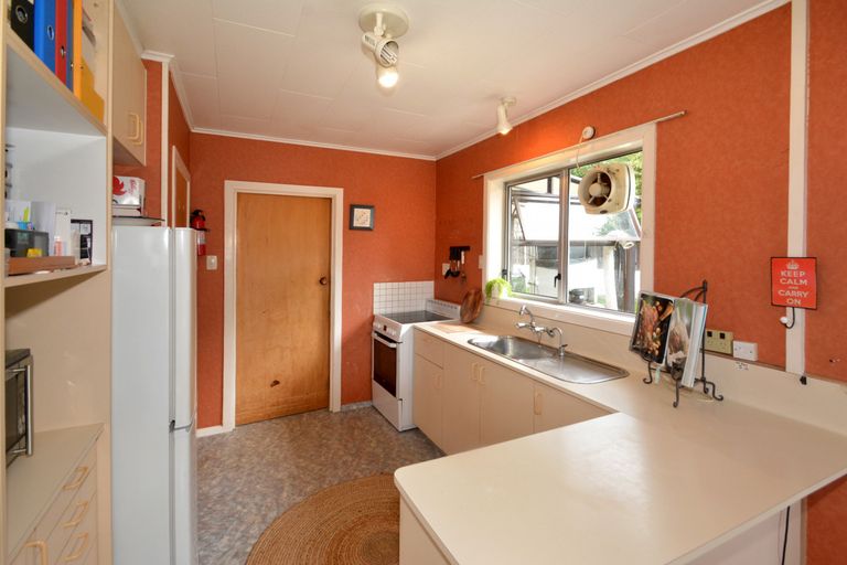 Photo of property in 37 Salmond Street, Halfway Bush, Dunedin, 9010