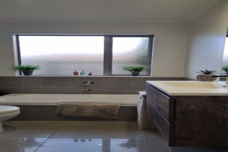 Photo of property in 1 Millpark Place, Northwood, Christchurch, 8051