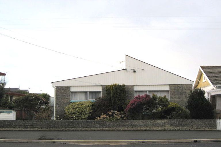 Photo of property in 42 Beach Street, Saint Clair, Dunedin, 9012